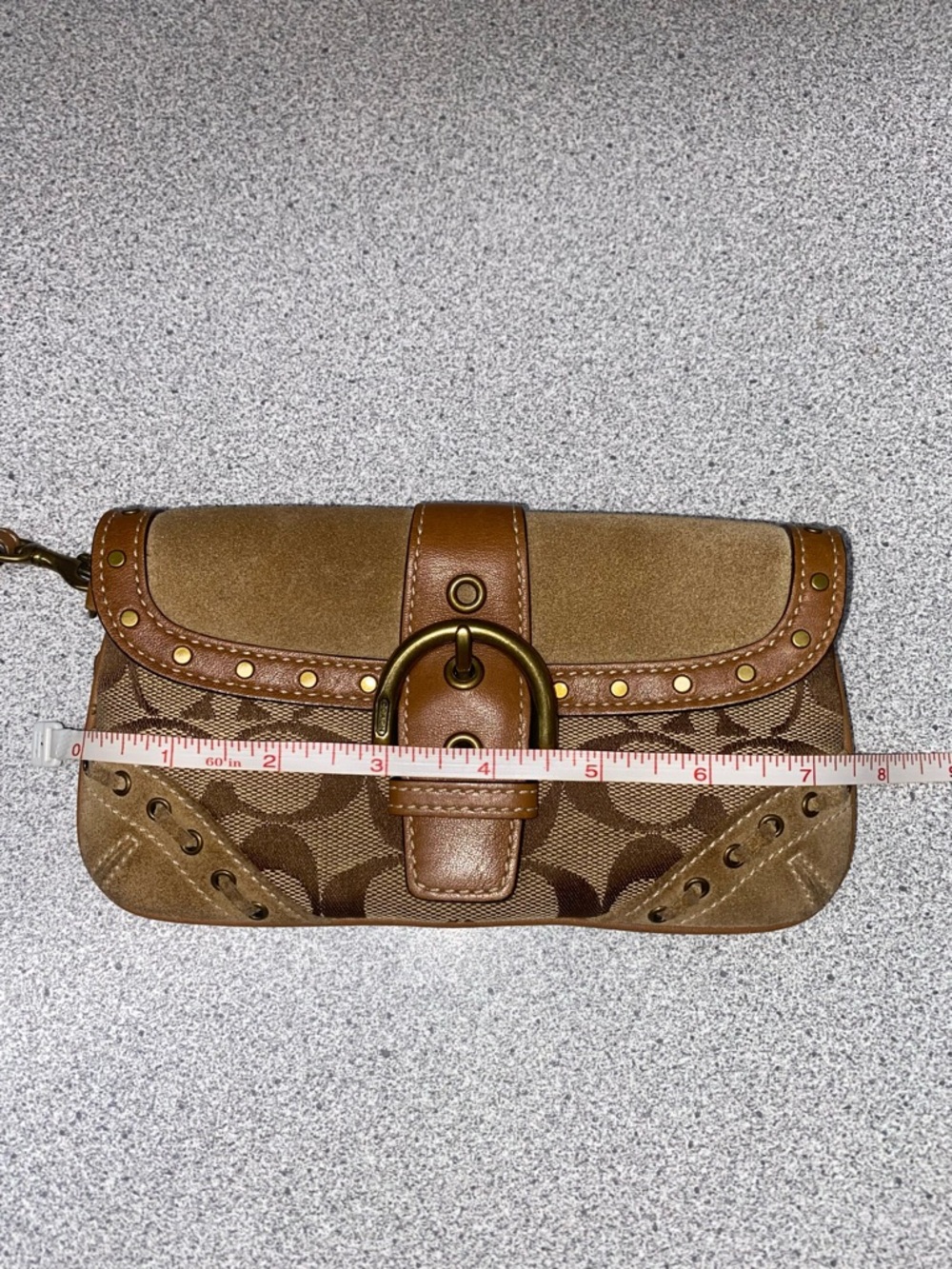 Coach Vintage SoHo Suede Tan Signature Canvas Leather Wristlet GUC - Picture 11 of 14
